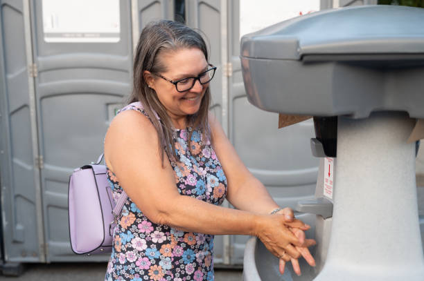Best Porta potty rental near me  in Riverside, UT